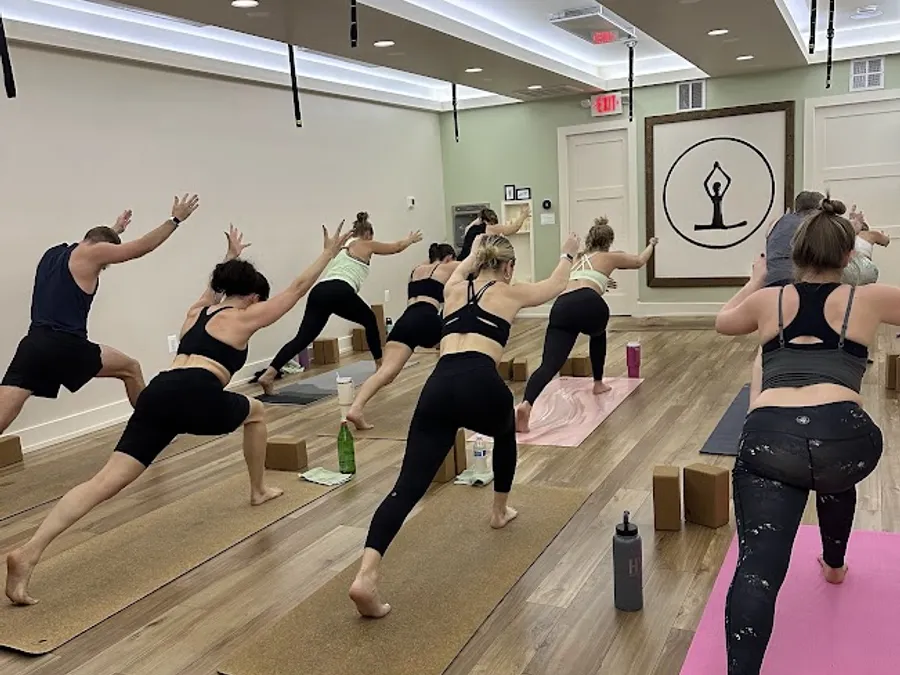 HOT Power class at Yoga in the Circle